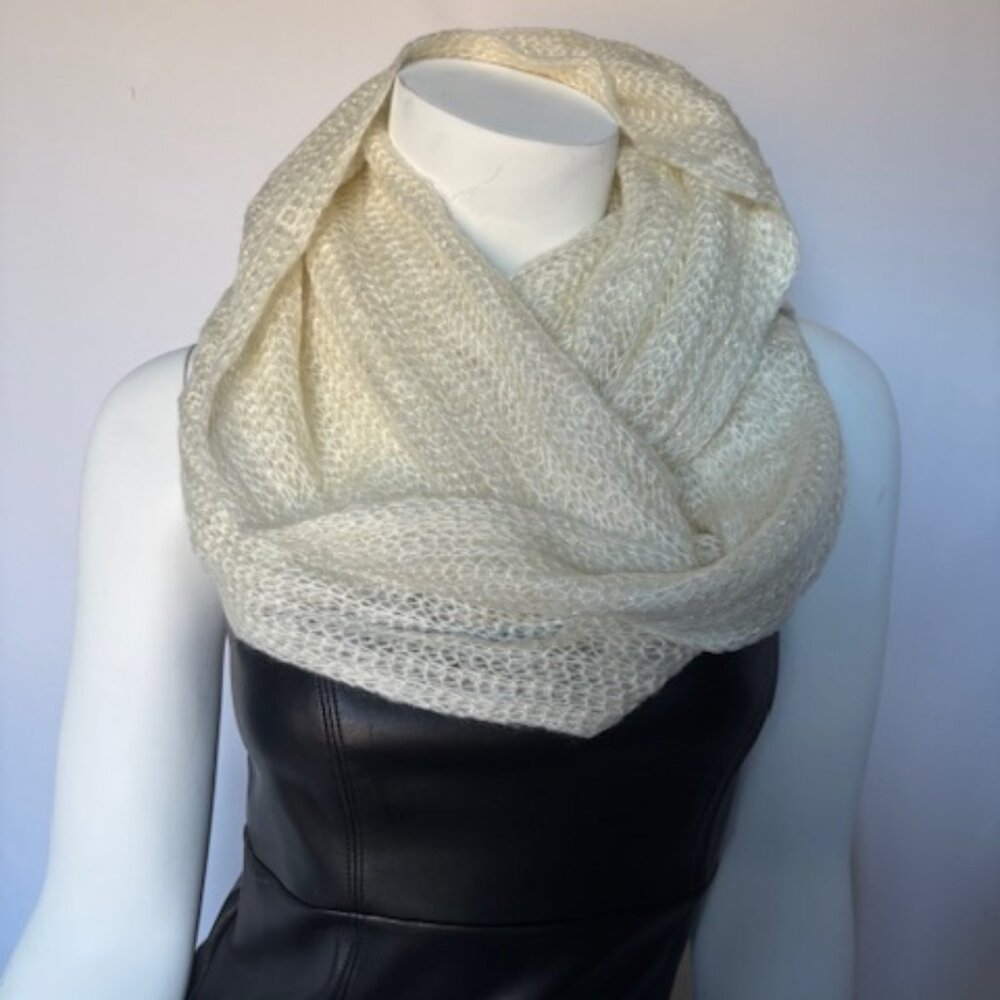 Ann Taylor Soft Knit Infinity Scarf – Cream